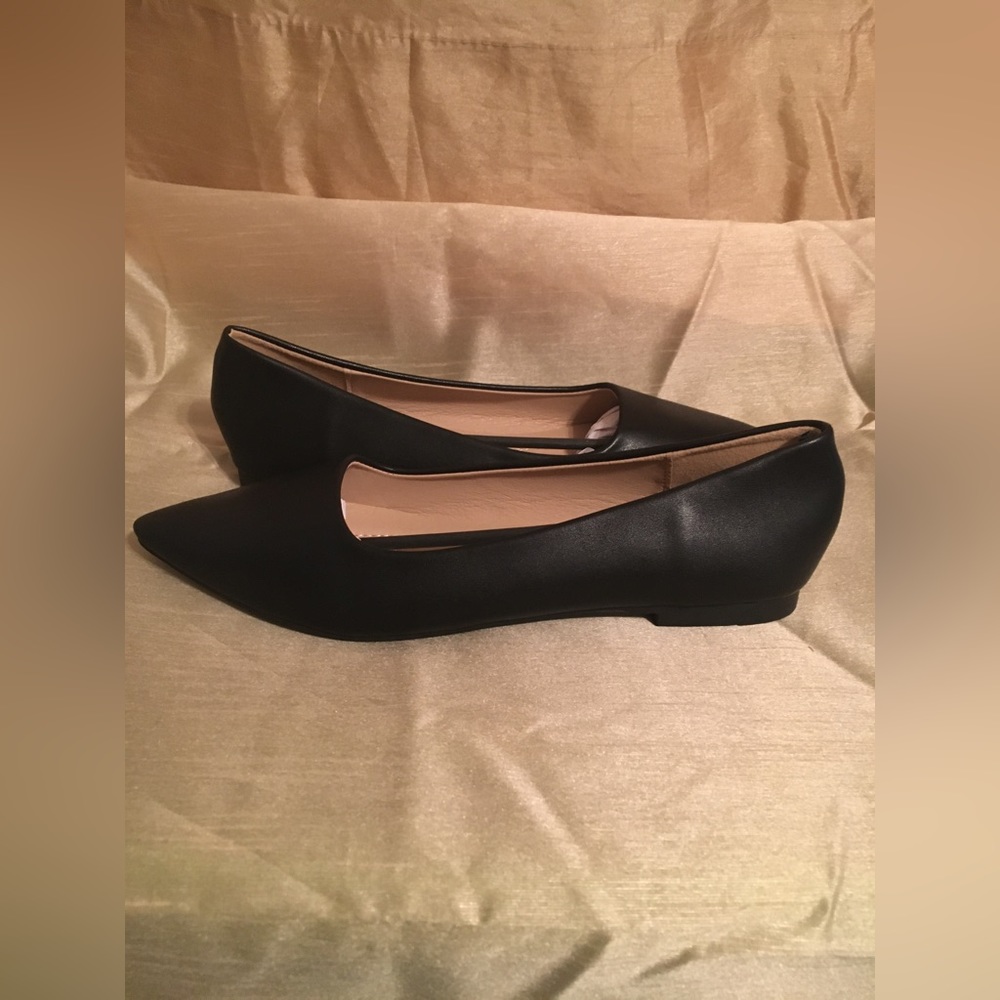 Shein brand ladies size 10 black leather upper flat shoes never worn